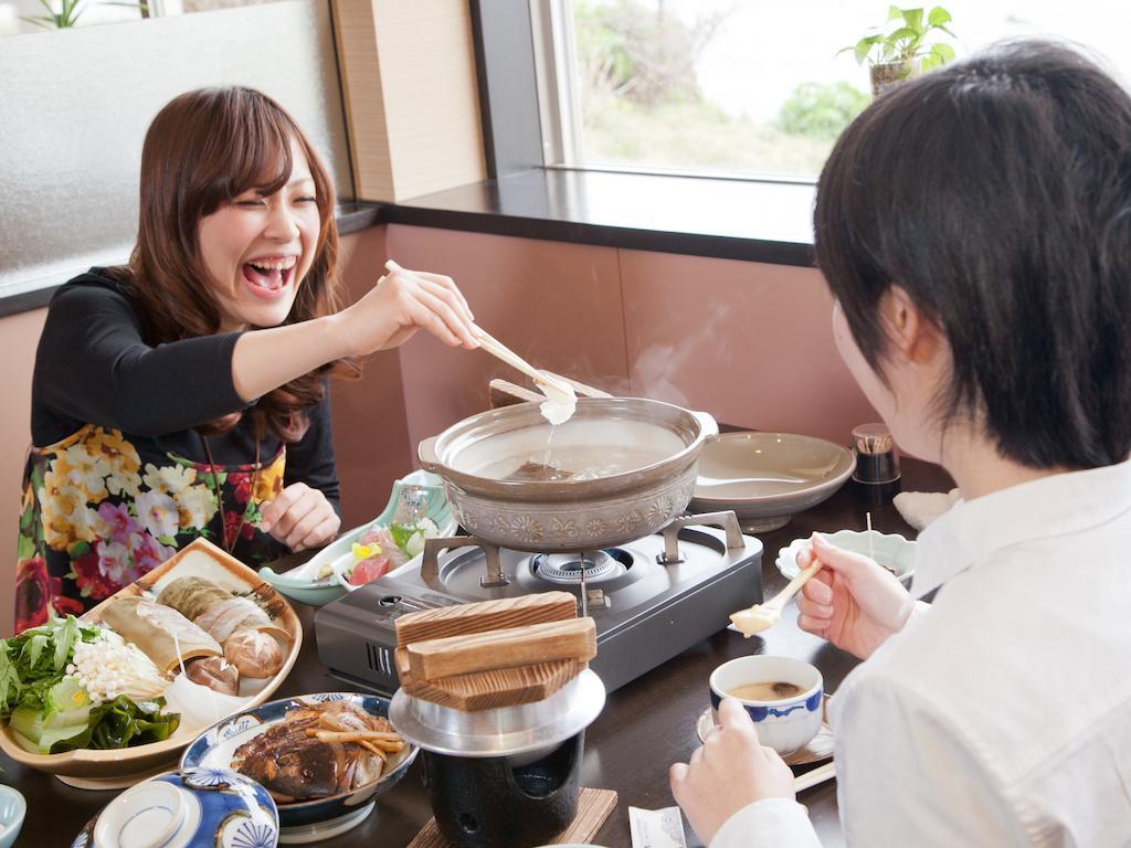 Отель Wakayama Kada Onsen Kada Kaigetsu Экстерьер фото